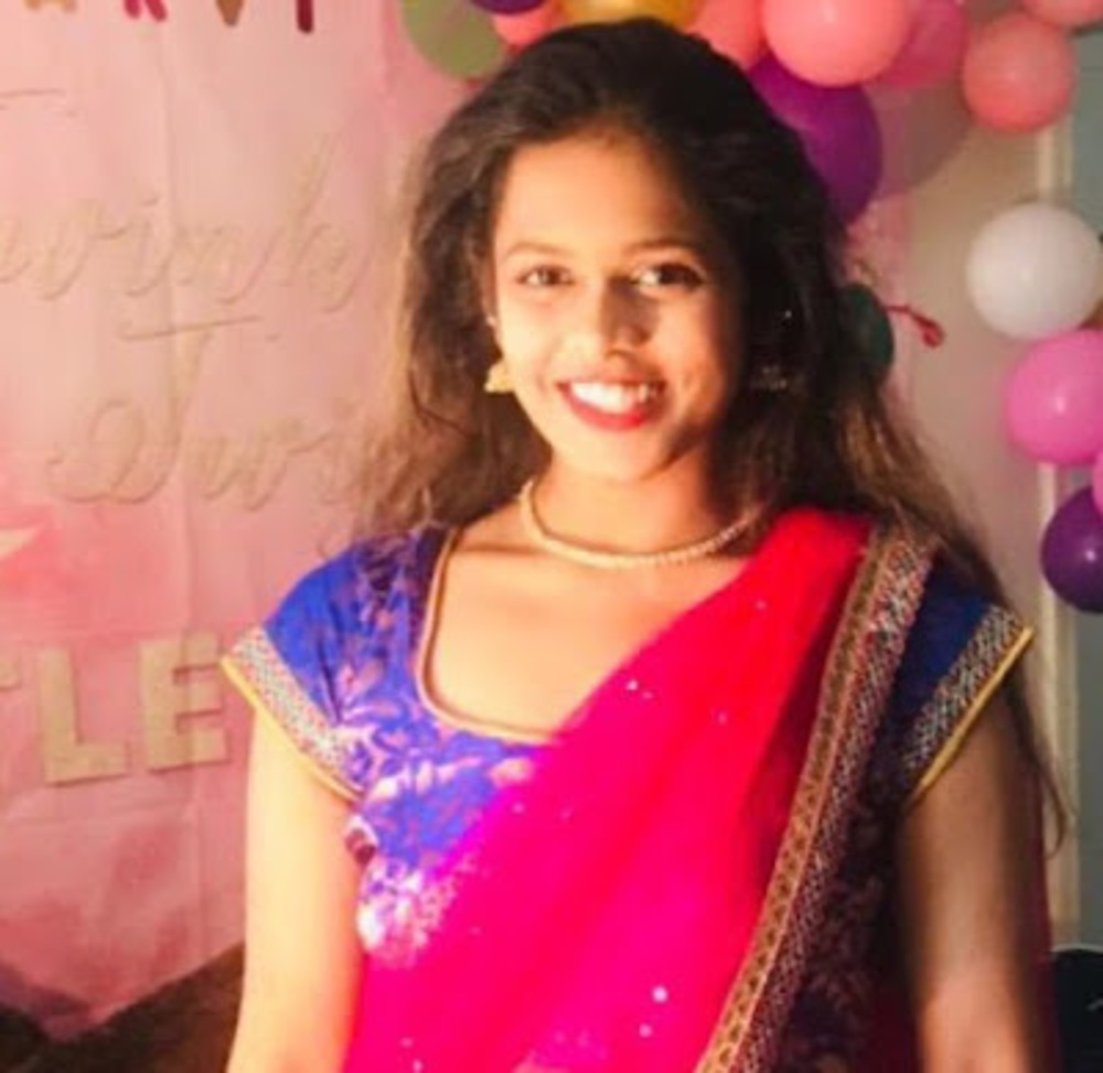 Meet your Posher, Aparna